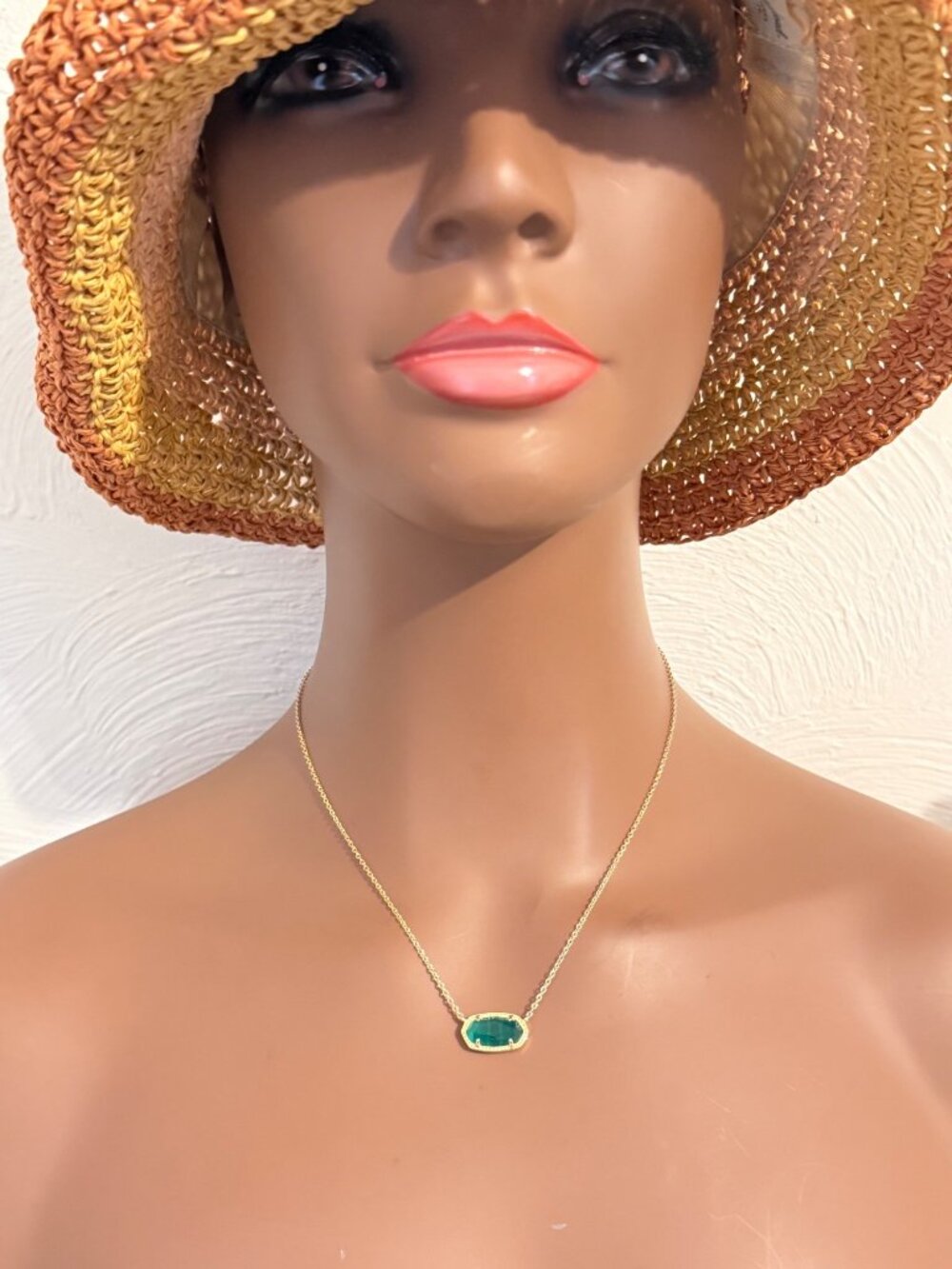 Kendra Scott Elisa Gold Emerald Green Necklace - Picture 10 of 10